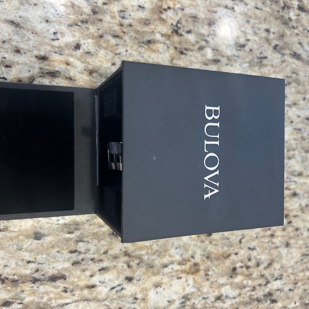 S/S Date just Bulova classic mens watch C877862